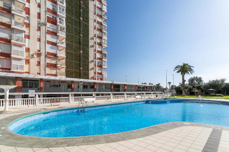 Primera linea de playa — комфортный отель в Аликанте