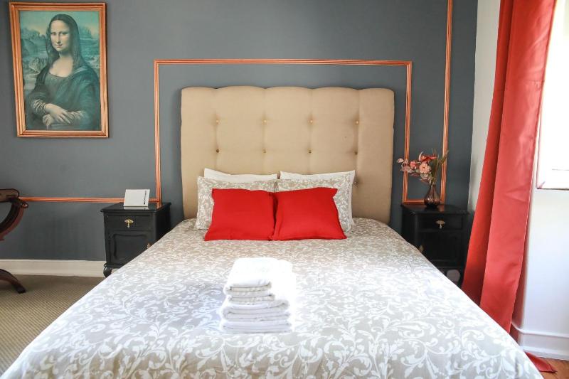 Monalisa Charmous Room — отель с удобствами в Лиссабоне
