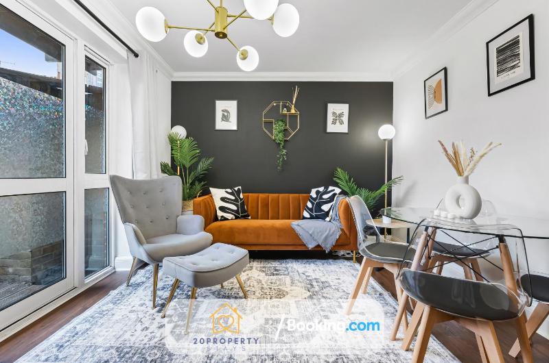 Luxury Long Stays in Bow Road — забронировать отель в Лондоне