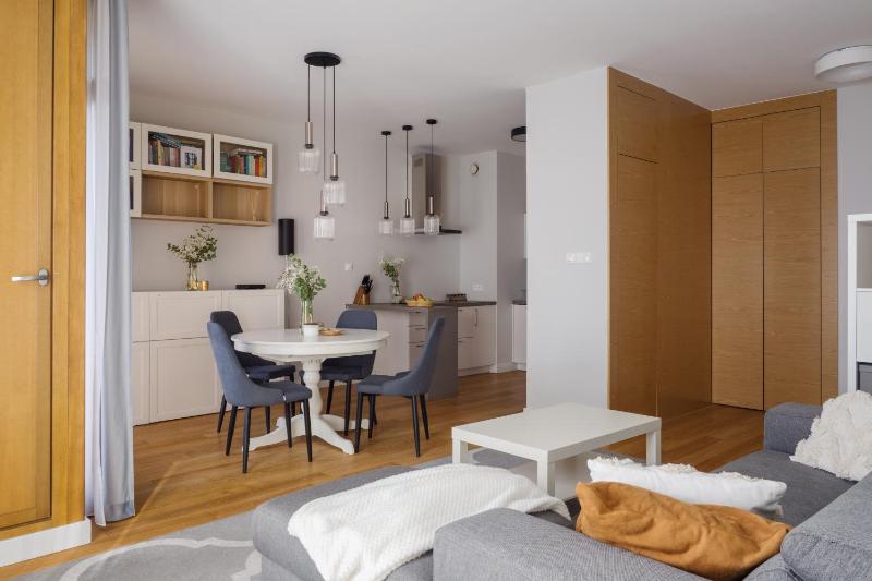 Цены на Kolejowa - komfortowy apartament в Варшаве