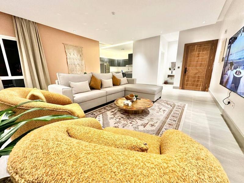 Kameil Residence Almalq 10 Minutes to Boulevard and Diriyah — забронировать отель в Рияде