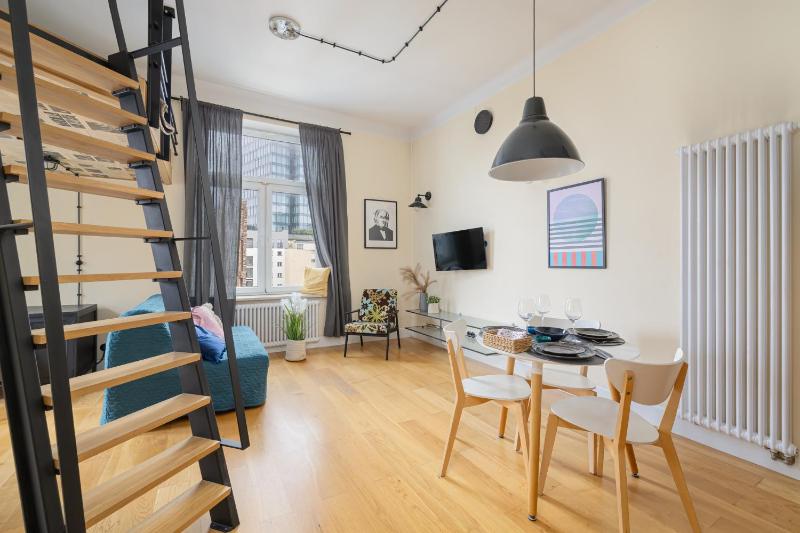 ECRU SPECIOUS STUDIO WITH ENTRESOL IN CITY Center WWA18 — отзывы гостей и цены