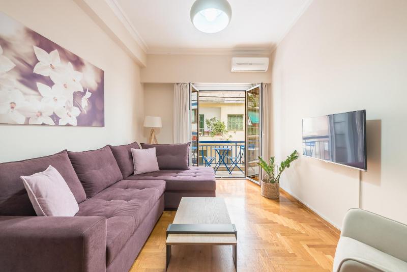Sofihome Ampelokipi Station — комфортный отель в Афины