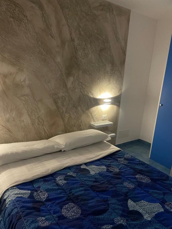 A Commedia Napulitana Guest House — отель с удобным расположением в Неаполе