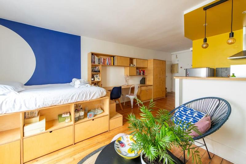 Agent Bailly 2 - Cozy studio in the heart of Paris — забронировать отель в Париже