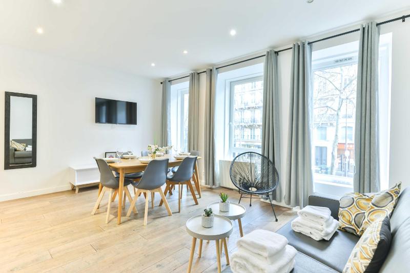 Charming apartment Sebastopol Montorgueil — отель с удобствами в Париже