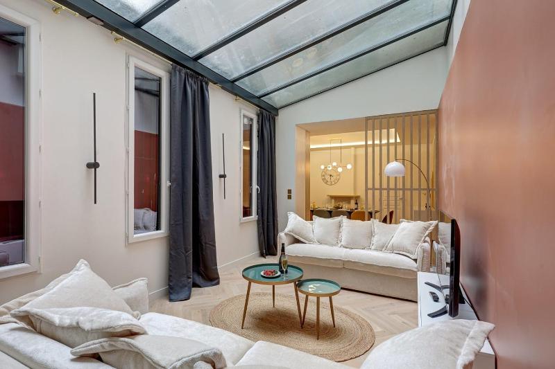 305 Suite Lion - Superb apartment in Paris — комфортный отель в Париже