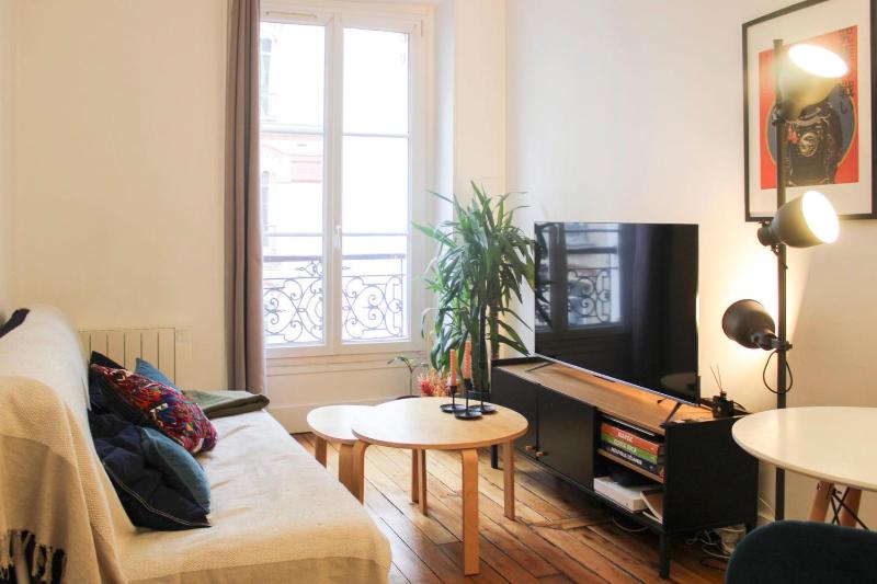 Cute flat in Montmartre — отель с удобствами в Париже