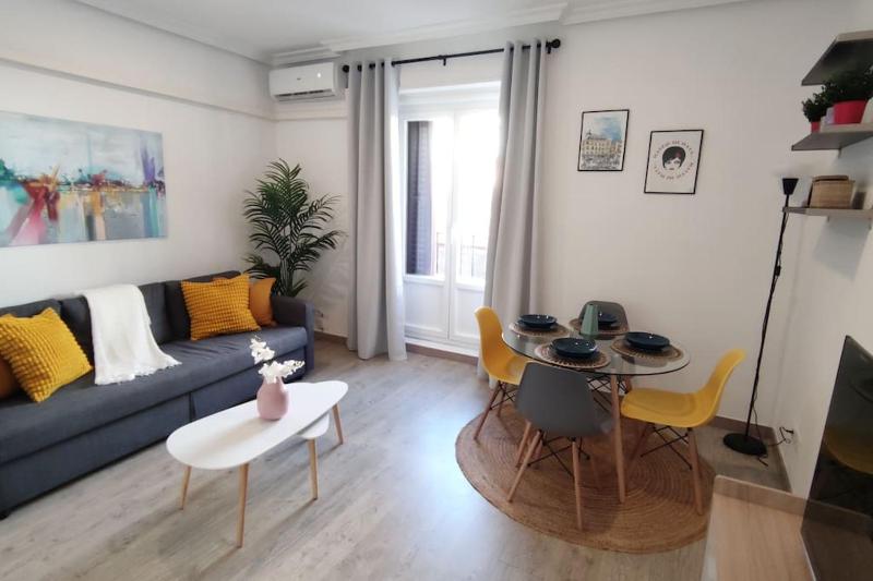 Цены на Maravilloso apartamento en Sol в Мадриде