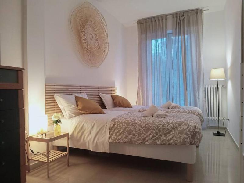 Nazionale B - Two bedrooms Nearby Central Station — забронировать отель в Флоренции