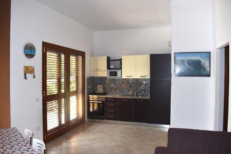 OHANA a Palau - Rilassante Appartamento con Giardino