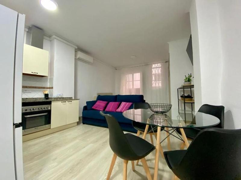 LovelyLoft Calle Mayor B — забронировать отель в Аликанте