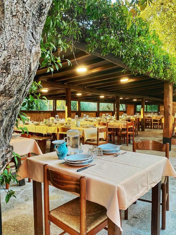 Lu Branu ad Arzachena - Idilliaco Agriturismo con Piscine