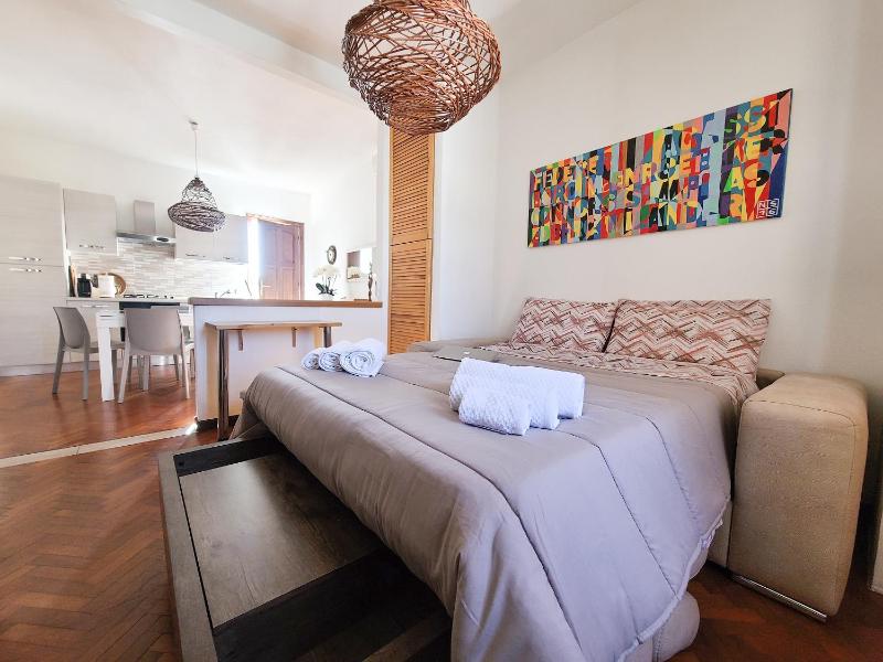 CityLoft Olbia - Appartamento di Design con Vista Giardino