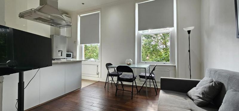 Paddington Modern Flat — отель с удобным расположением в Лондоне