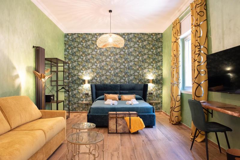 Jungle Boutique — комфортный отель в Неаполе