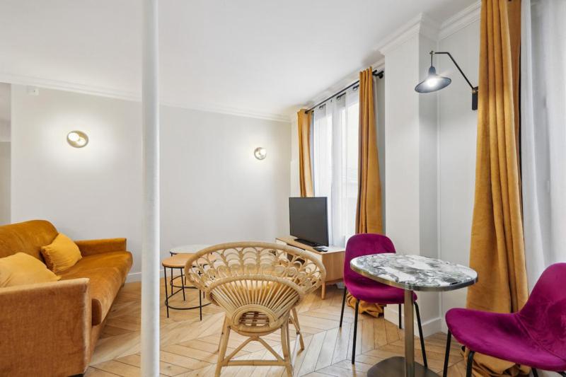 263 Suite Bario - Superb apartment in Paris — отель с удобствами в Париже