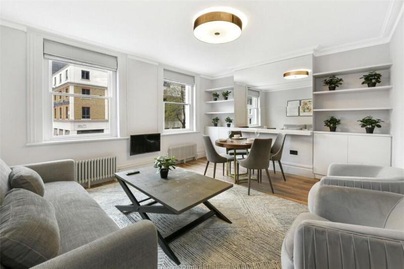 Harrods Located Knightsbridge luxurious spacious sleeps up to 6 — комфортный отель в Лондоне