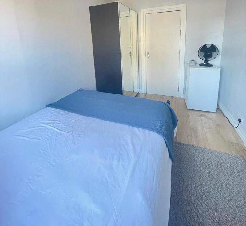 Dalston's Rooms — отель в Лондоне, Соединенное Королевство