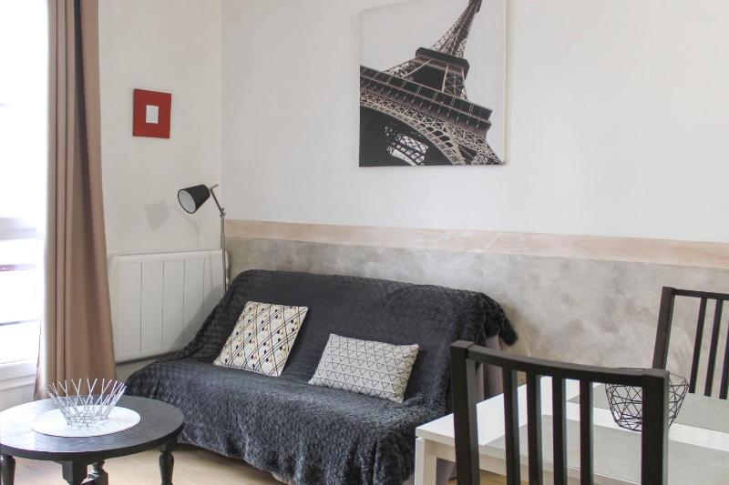 Beautiful studio - near the Eiffel Tower — отзывы гостей и цены