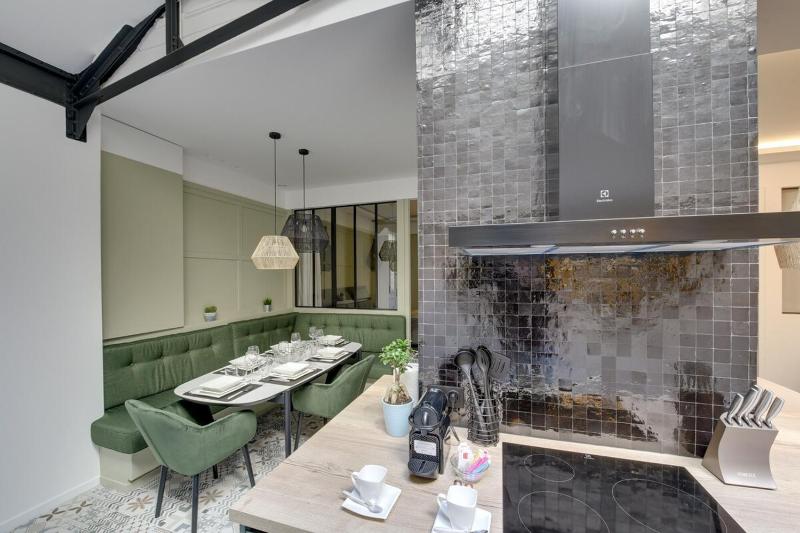 166 Suite Roza - Superb apartment in Paris. — забронировать отель в Париже