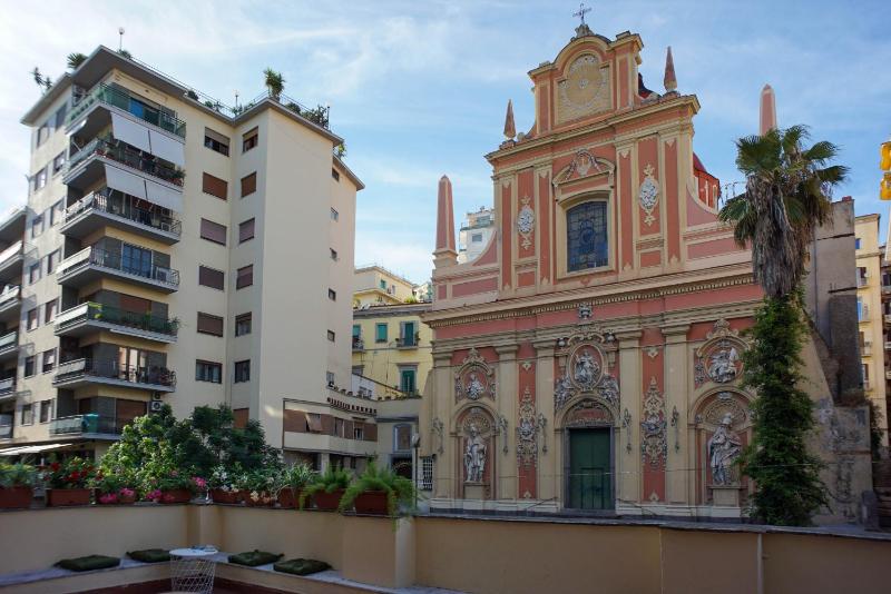 Цены на Home San Pasquale 38 в Неаполе