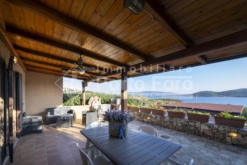 Splendida Villa con Terrazza Panoramica a Porto Mannu