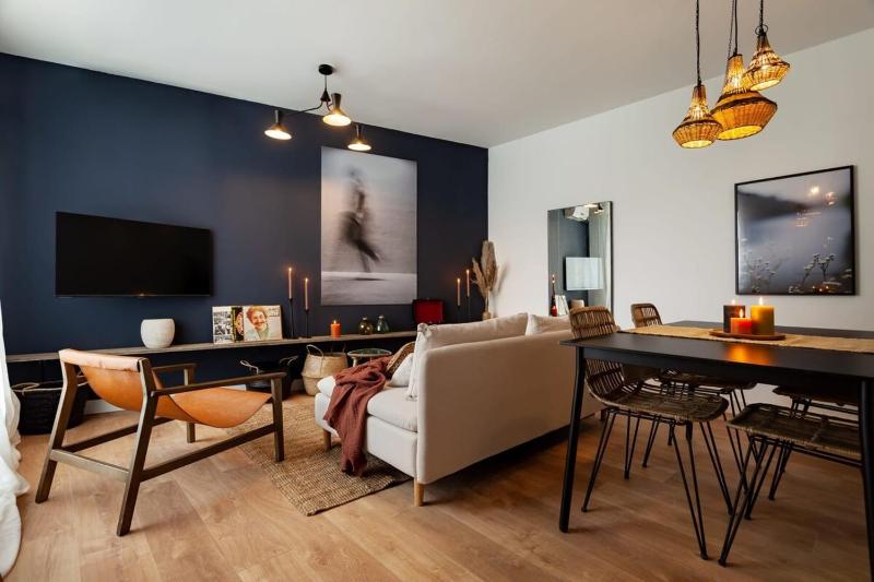 Цены на Elegant 4 Bedroom by Plaza Catalunya в Барселоне