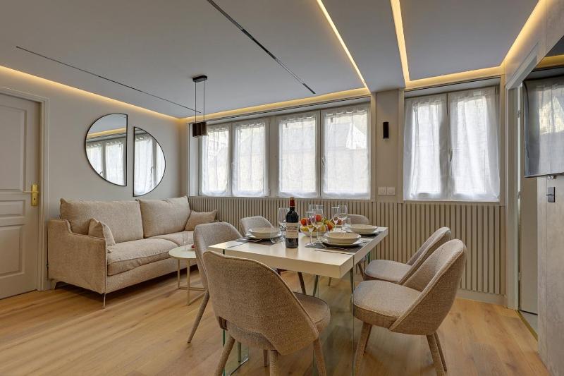 365 Suite Fondary 4 - Superb apartment in Paris — отель с удобствами в Париже