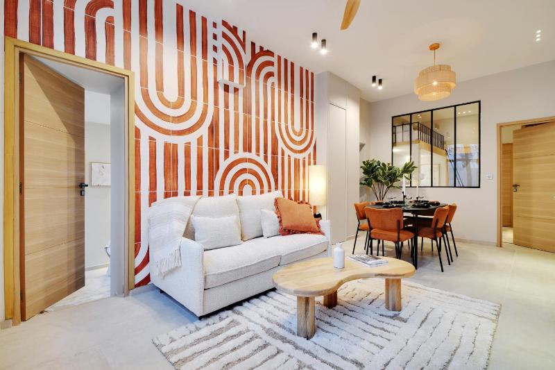 Charming apartment - 2BR-7P - Sacre-Coeur — отель в Париже, Франция
