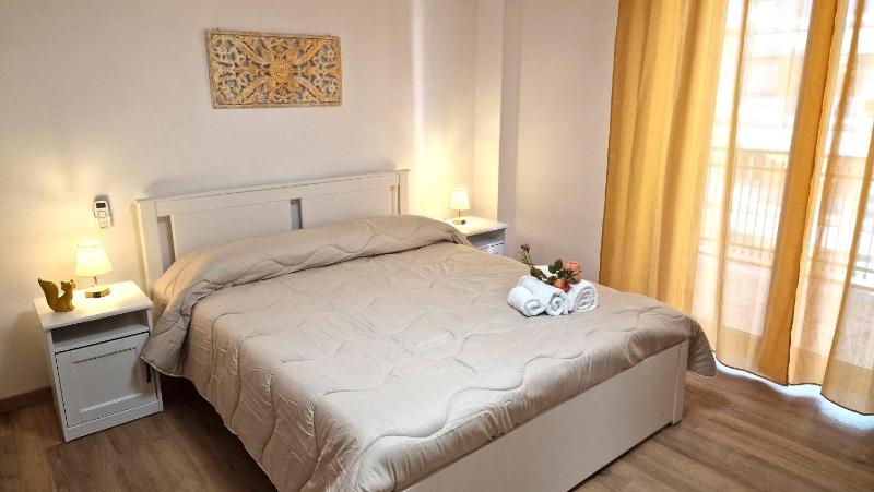 Цены на POMELIA HOUSE в Палермо