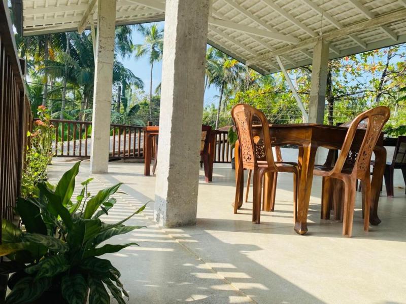 Berg House Unawatuna — отель в Унаватуна, Шри-Ланка