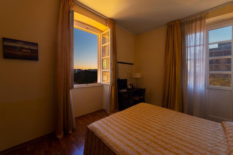 Hotel Due Colonne a Cagliari - Charme Storico Centrale