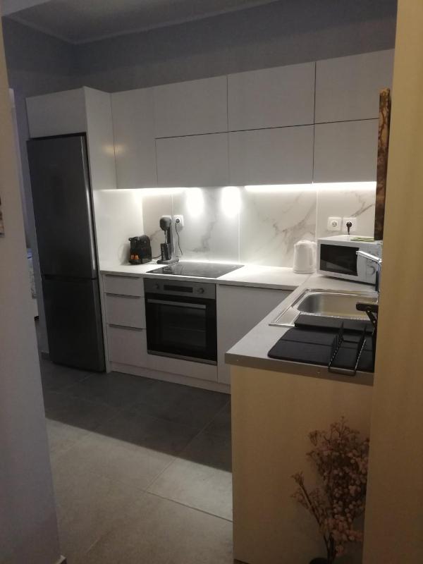 Цены на Leo Athens Apartment в Афины