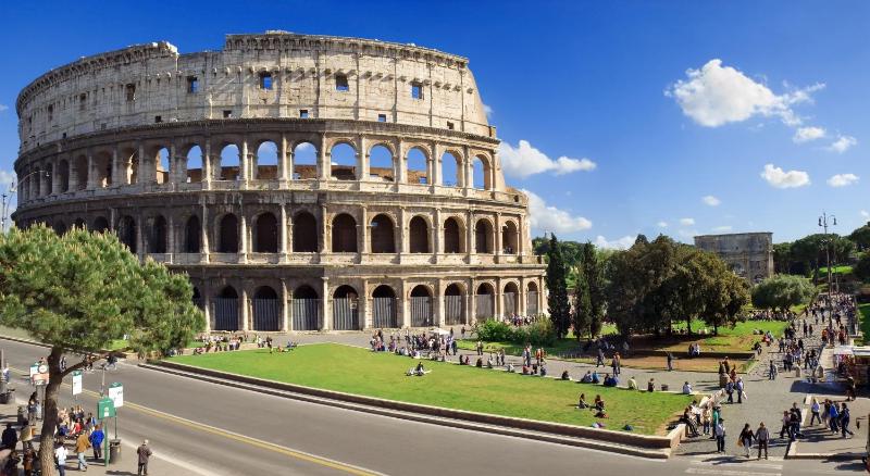 Appartamento teatro marcello — отель с удобствами в Риме