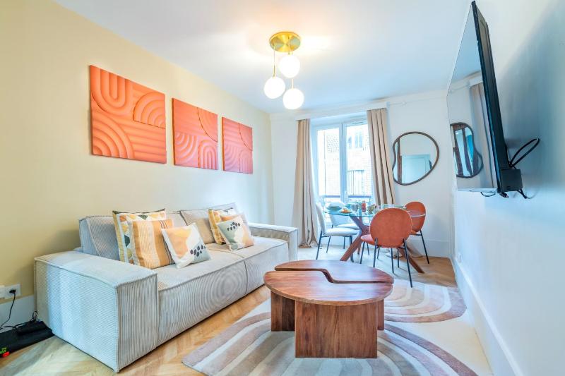Appartement design invalides bon marche - IV — отель в Париже, Франция