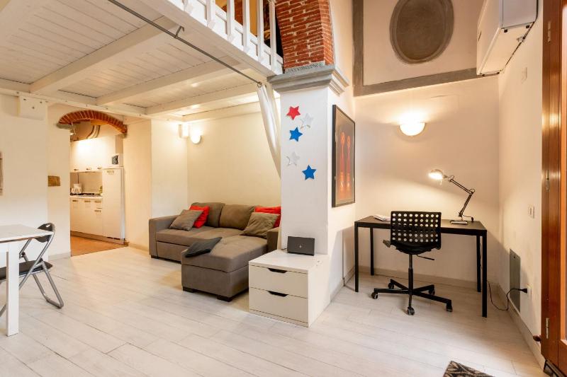 Цены на Oltrarno Loft в Флоренции