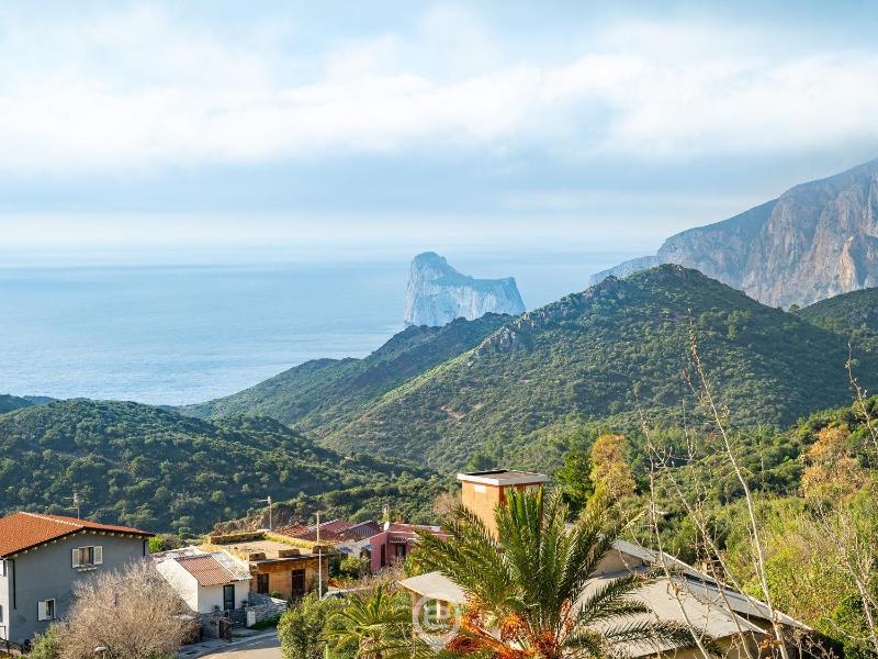 Pan Home Seaview a Nebida - Spazioso Appartamento Panoramico