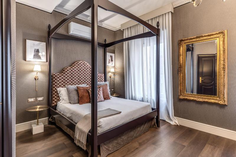 Antica Residenza Del Corso — забронировать отель в Риме