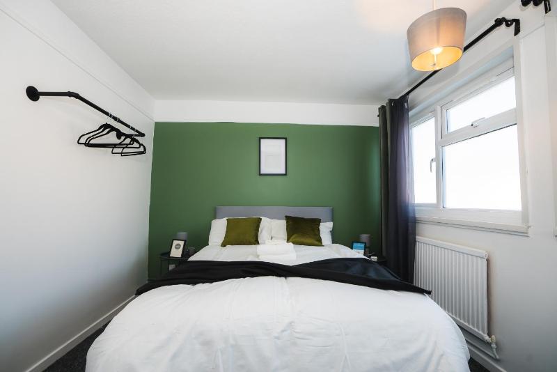 1 Bed Flat Tottenham Hale N17 — комфортный отель в Лондоне
