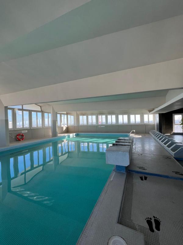 Suite Bella vista : piscine & vue panoramique — отель с удобствами в Париже