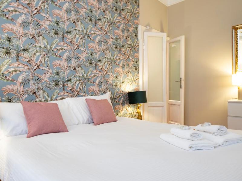 Xenia Apartments - Elegant two-room apartment in Porta Venezia — забронировать отель в Милане