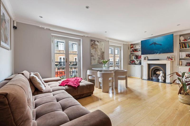 Aristocratic Mews in Little Venice — комфортный отель в Лондоне
