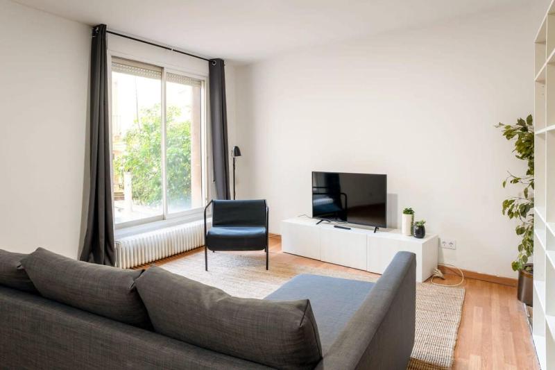 Plaza Urquinaona Central and comfortable 3BD — отель в Барселоне, Испания