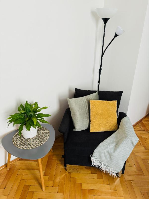 Apartments by Jacob — забронировать отель в Праге