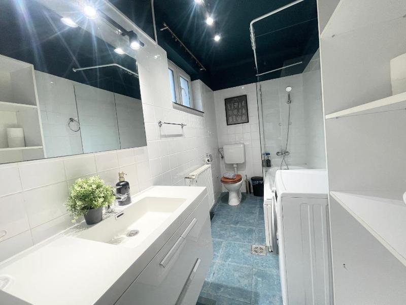 Blue Studio — отель с удобным расположением в Бухаресте