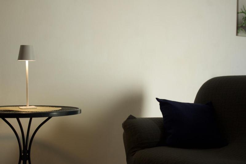 Casa Moderna a Olbia - Chic Appartamento con Sicurezza