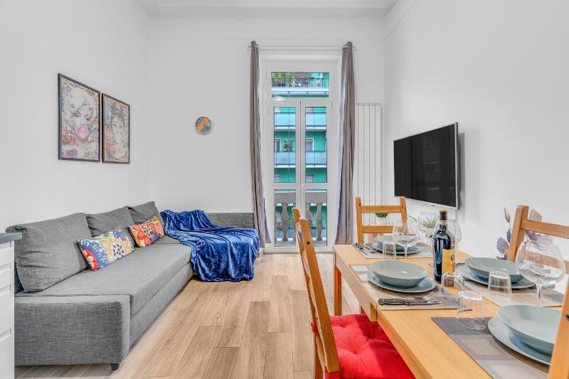 [ElleBnb - Milano] Wifi, Netflix e metro M2 a 100 metri — комфортный отель в Милане