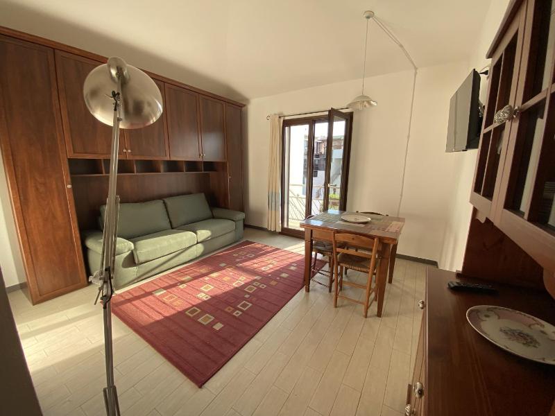 Casa NANA a Tortolì - Comfort nel Cuore della Città