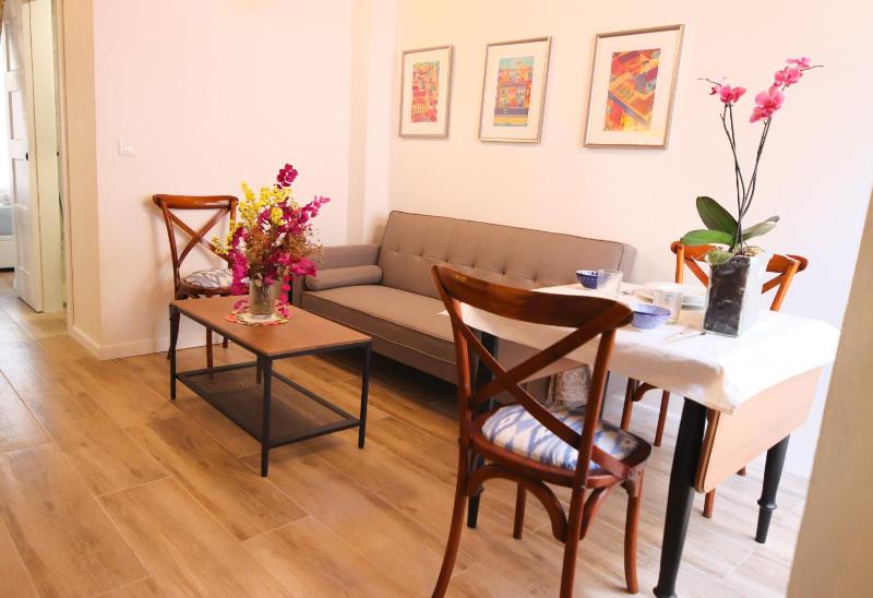 Цены на Apartamento frente a playa Malvarrosa в Валенсии